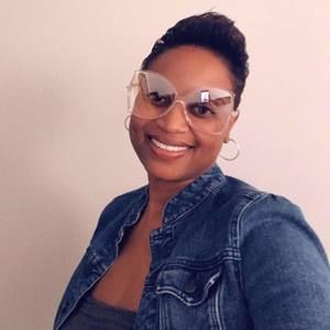 Meet your Posher, Cynthia